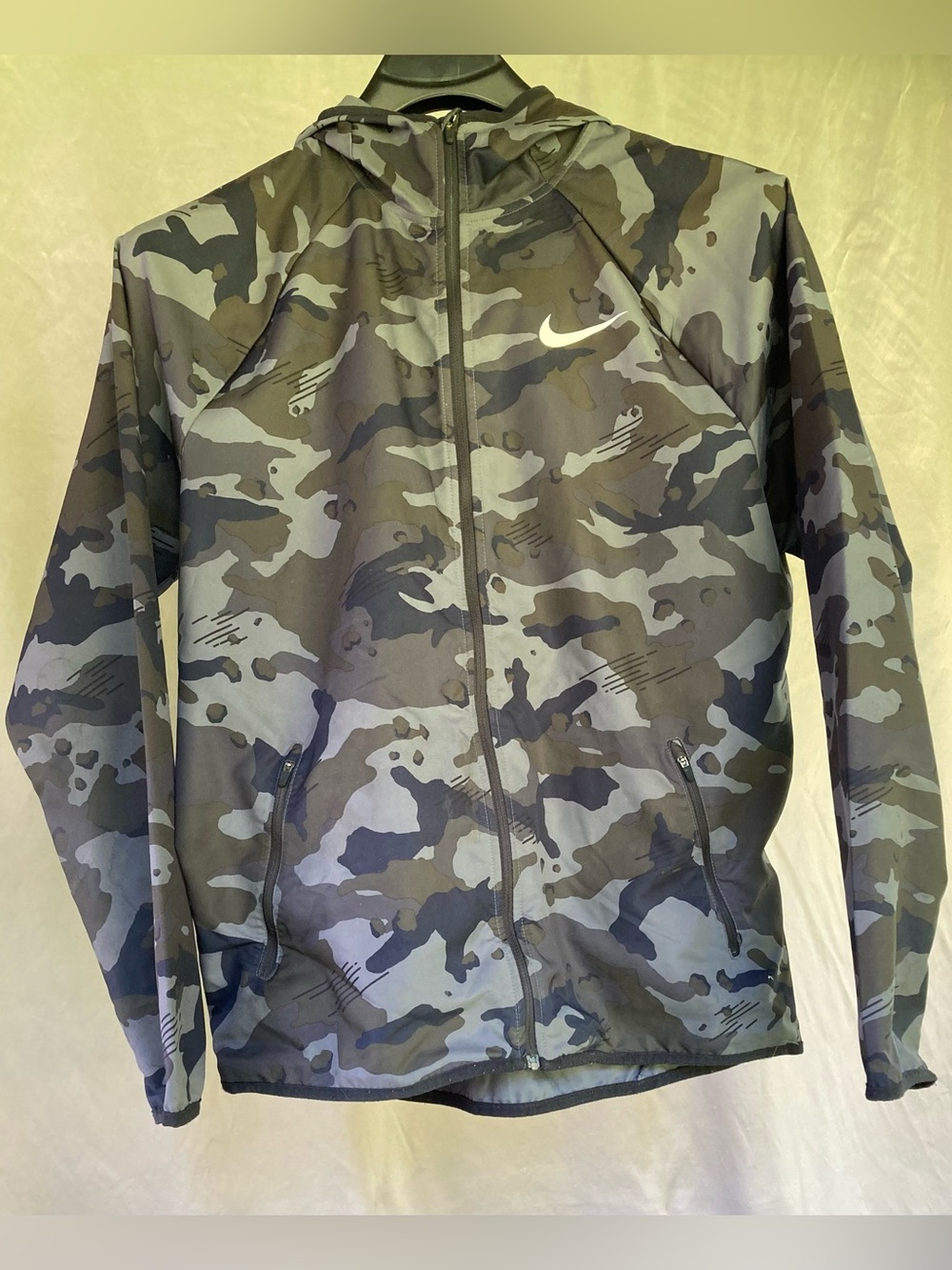 Nike Men's Camo Dri-Fit Full-Zip Hooded Jacket